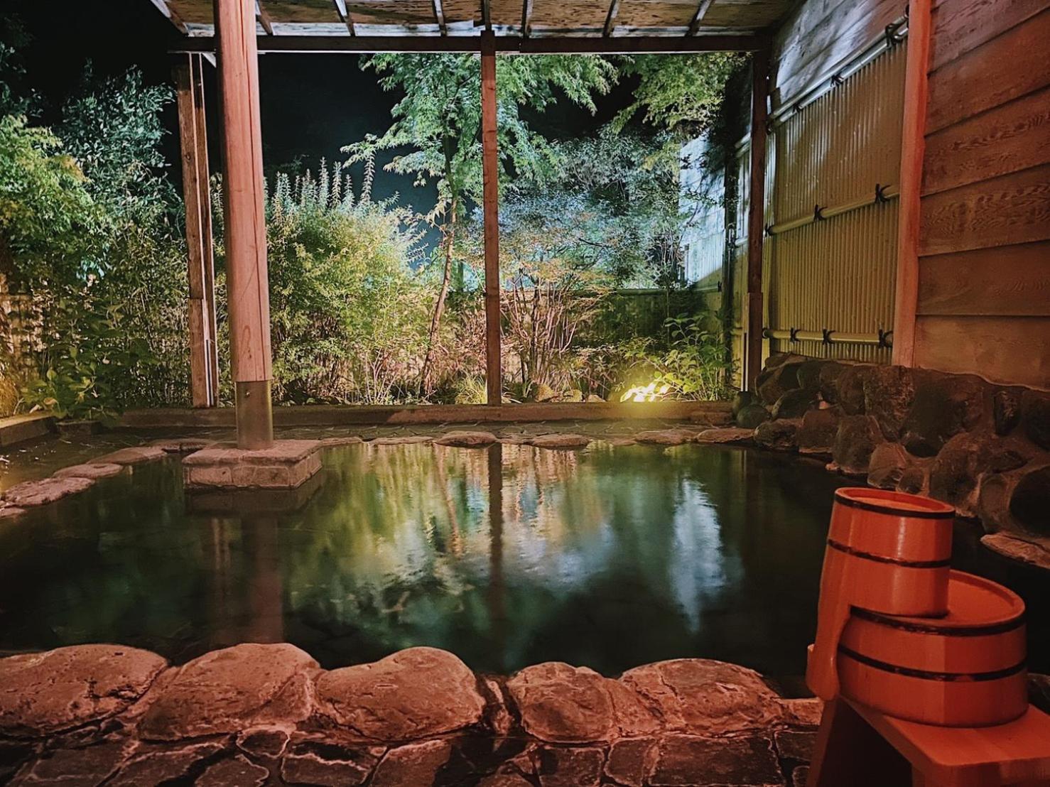 Onsen Guest House Tsutaya Hakone Esterno foto