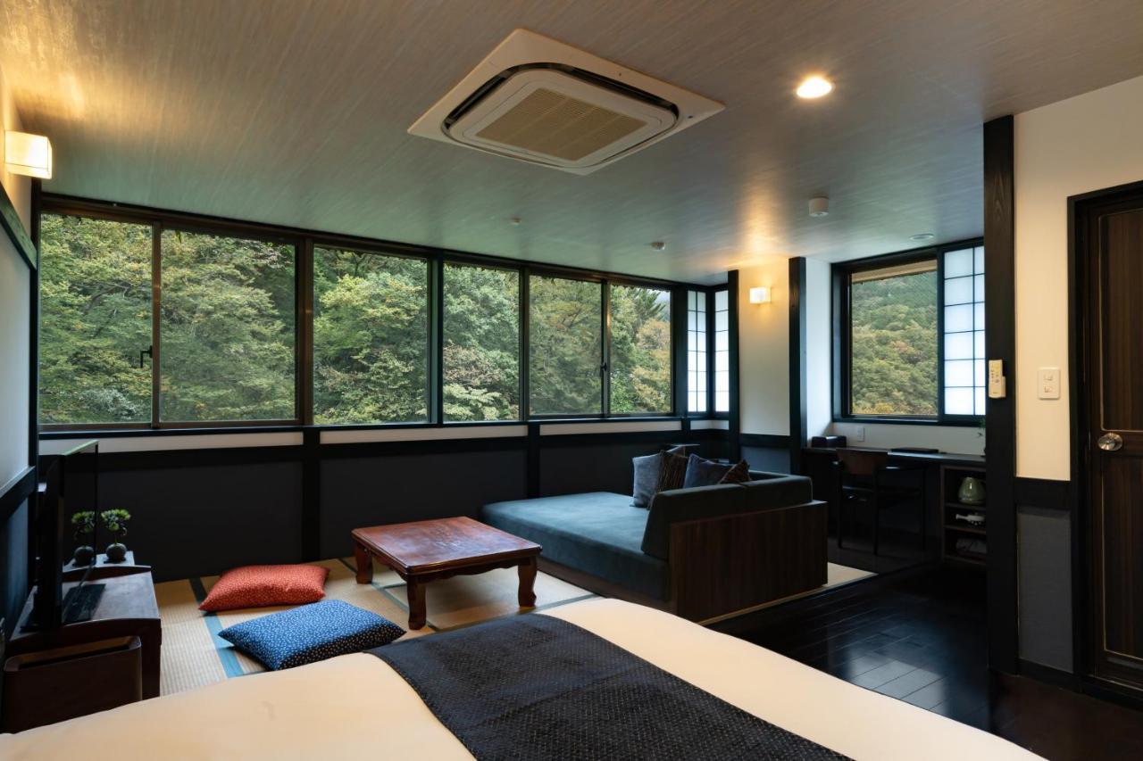 Onsen Guest House Tsutaya Hakone Esterno foto